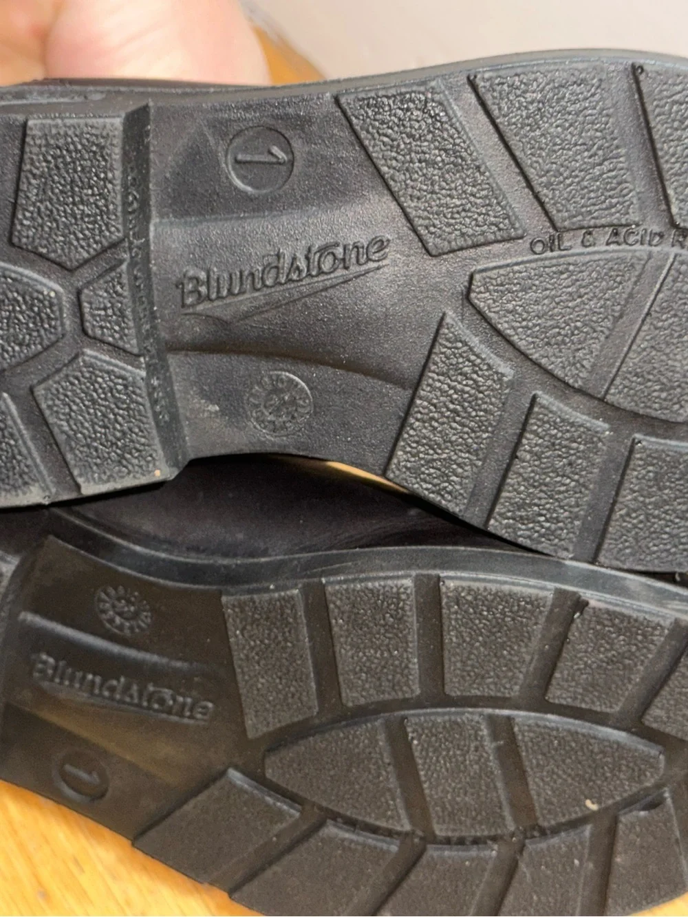 Size 1 (2-3 kids) Blundstone boots